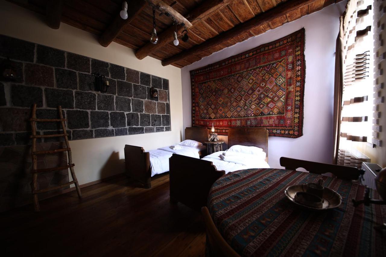 Alashkert Guesthouse ,Ալաշկերտ Հյուրատուն 기우므리 외부 사진